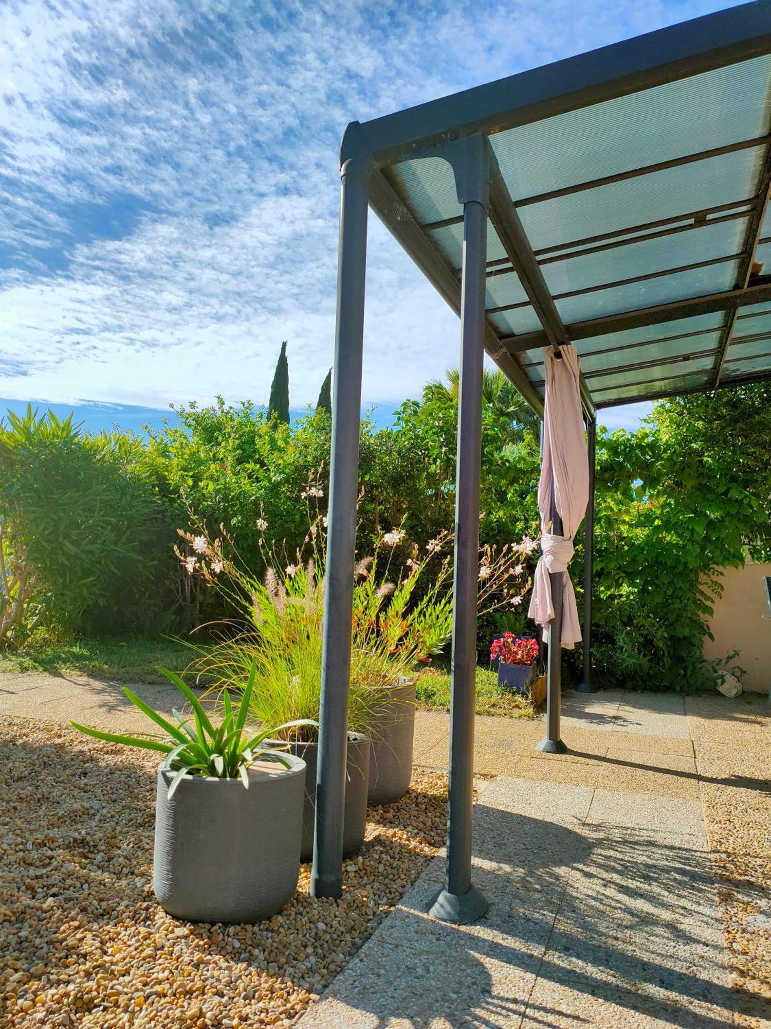Le Mazet Sooksabai, Confort, Charme Et Decouverte En Petite Camargue Saint-Laurent-dʼAigouze エクステリア 写真